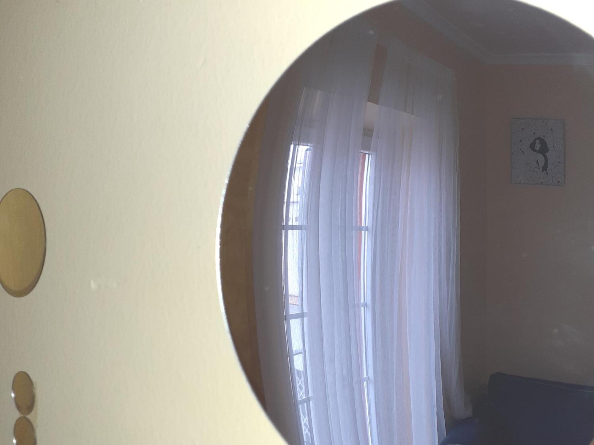 Junto A Plaza Del Salvador Appartement